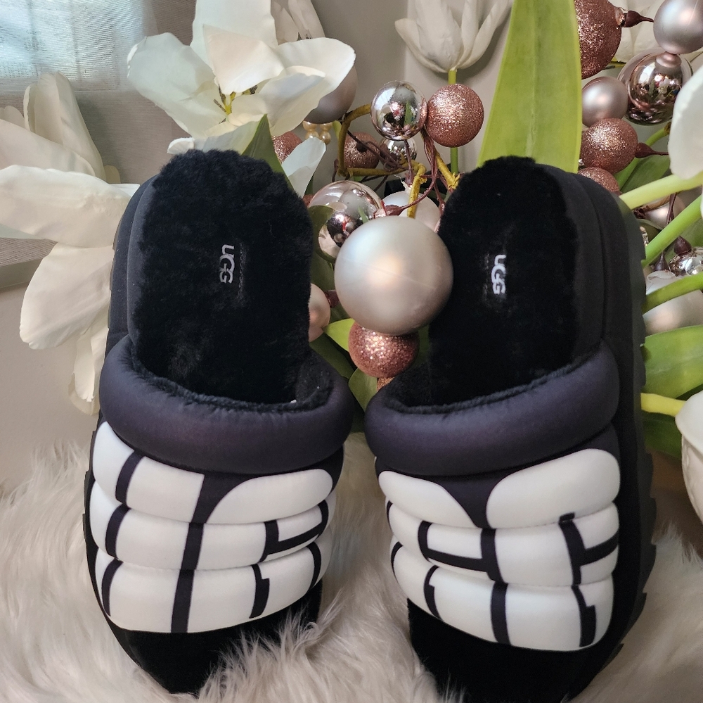 Ugg Women's Maxi Graphic Slide new